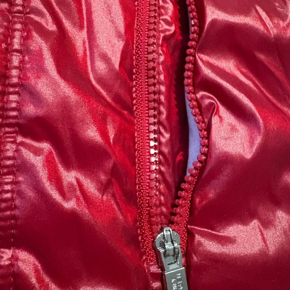 Tommy Hilfiger Red Vest - Picture 6 of 8